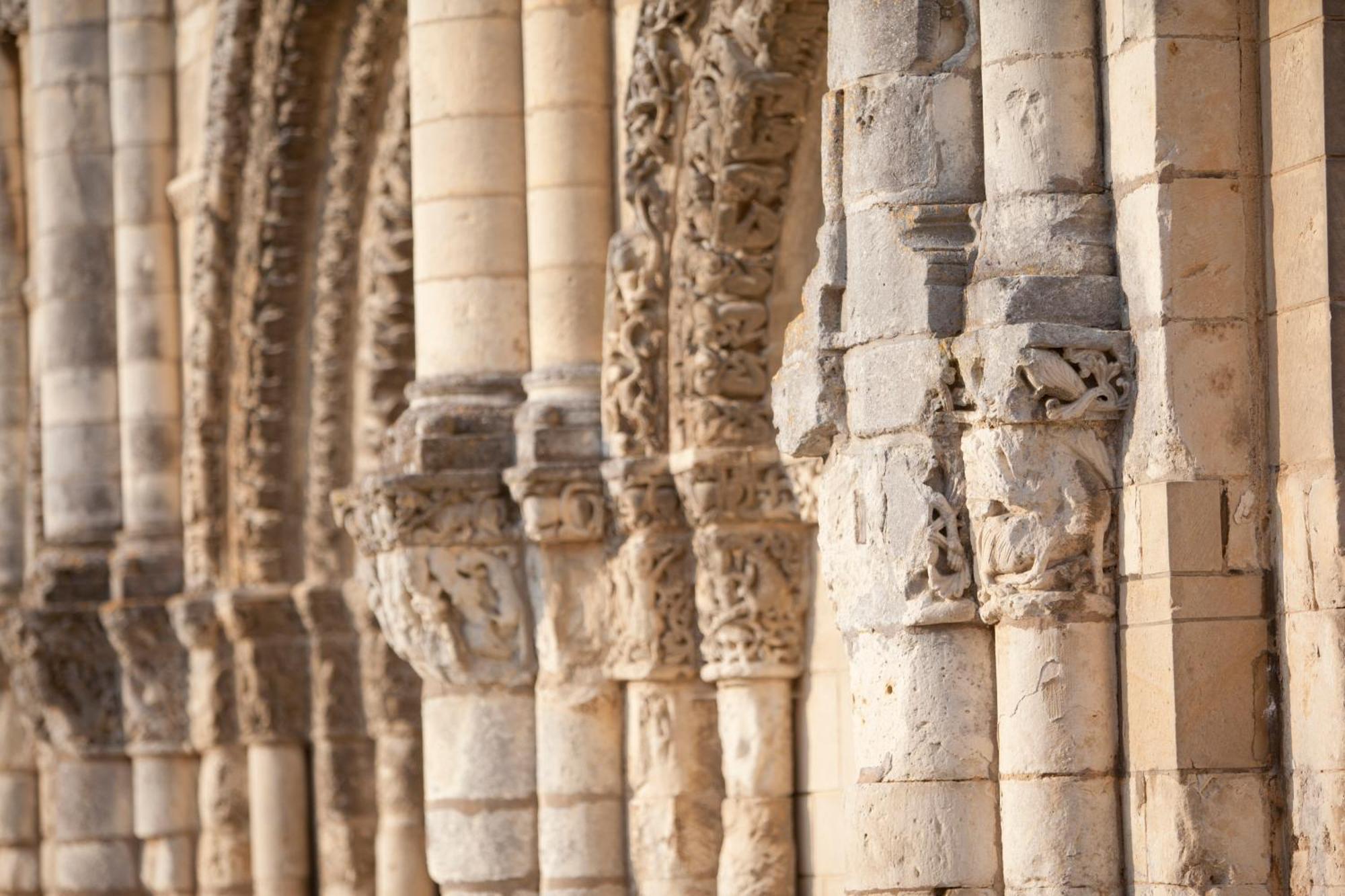 Les Chambres De L'Abbaye Saintes Buitenkant foto
