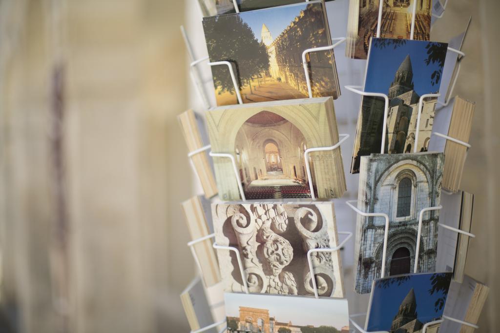 Les Chambres De L'Abbaye Saintes Buitenkant foto