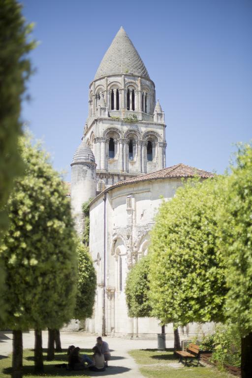 Les Chambres De L'Abbaye Saintes Buitenkant foto