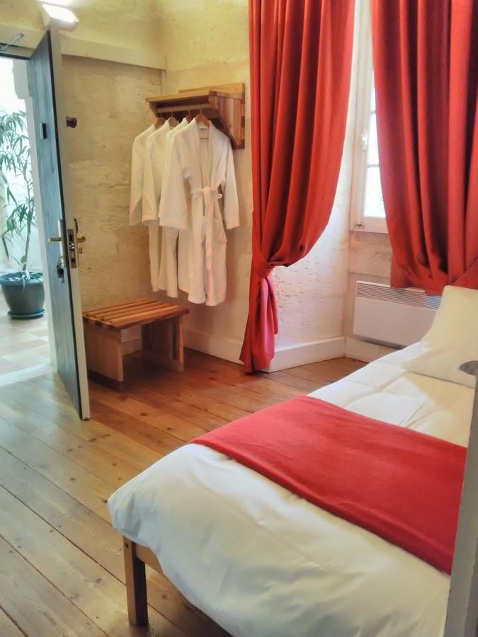 Les Chambres De L'Abbaye Saintes Buitenkant foto