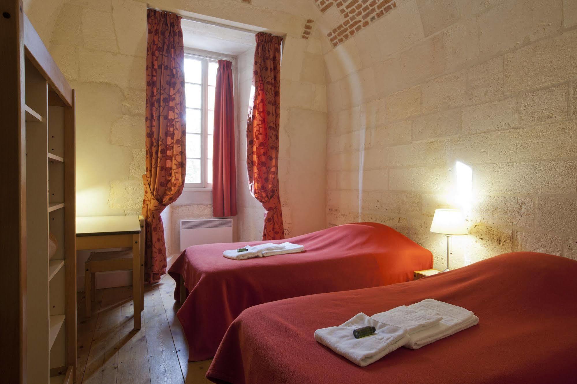 Les Chambres De L'Abbaye Saintes Buitenkant foto