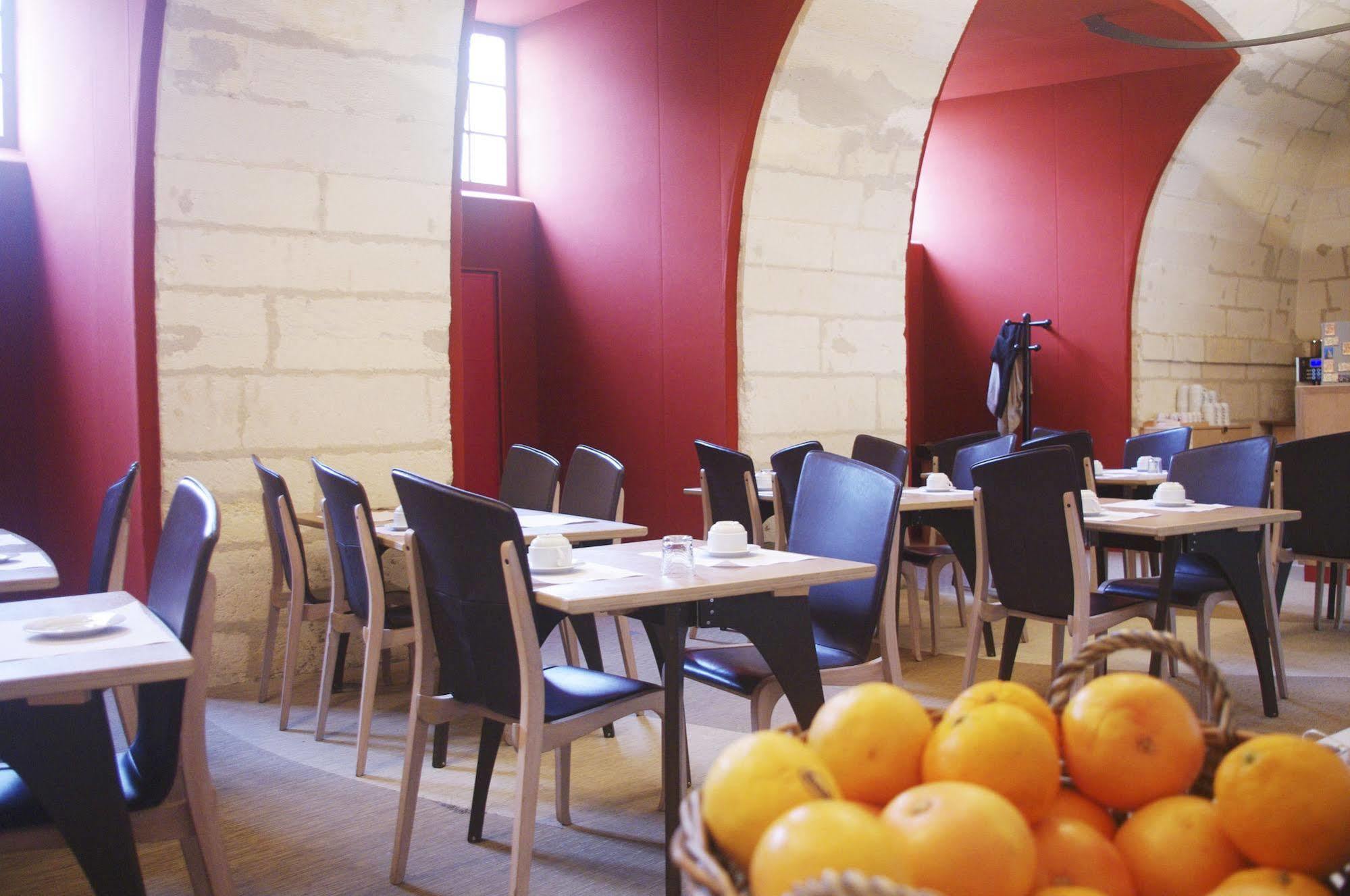 Les Chambres De L'Abbaye Saintes Buitenkant foto